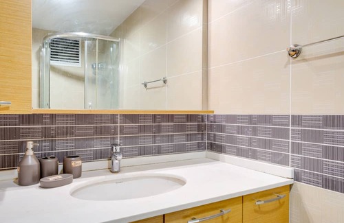 Basaksehir Appartement | Residence with City View Near Mall of Istanbul