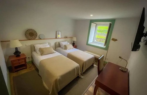 Angra do Heroismo Lit Et Petit-Déjeuner | Casa de Campo Franco da Serra - Double Room with Mountain View