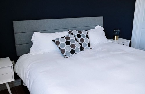 Shelburne Maison | Two Bedroom Suite in the heart of Shelburne