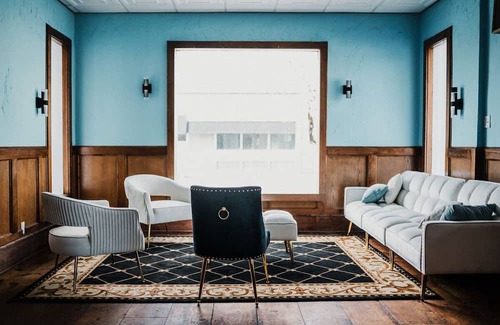 Shelburne Maison | Peaceful and welcoming stay with a blend of old and new world charm