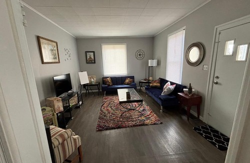 Saginaw Maison | The One Eared Rabbit-entire home in Saginaw