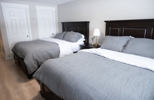 Frontier Copropriété | Discover Adventure in Kemmerer, WY! Remodeled VRBO with Attached Garage!