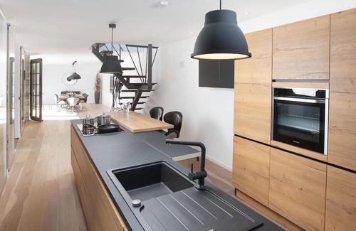 Munzingen Appartement | Ferienloft, 200qm, 3 Schlafzimmer, max 8 Personen