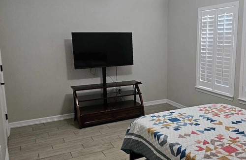 San Juan Maison | 3 bdr 2 bath open concept home.