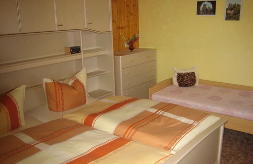 Weifa Appartement | Ferienwohnung/app. für 7 Gäste mit 56m² in Steinigtwolmsdorf