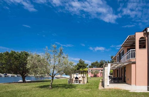 Monterol Appartement | Holiday apartment with WiFi and air conditioning
