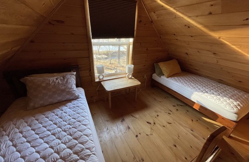 Georgetown Cabine | Captain's Camp - Rustic, Cozy Camp on the Back River in Georgetown, Maine!