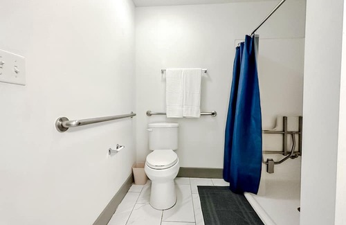 Downtown Springfield Appartement | Sleepover: Ideal 1BD/1BA - Downtown Springfield