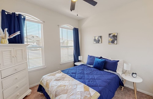 Crowley Maison | Delightful dog-friendly retreat with pool, firepit, & peaceful yard