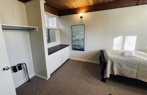 Clemmons Cottage | Escape to our cozy cottages nestled in Tanglewood Park's peaceful woods