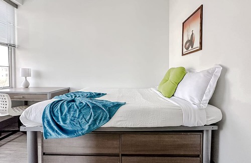 Downtown Springfield Appartement | Sleepover: Eclectic 1BD/1BA- Downtown Springfield