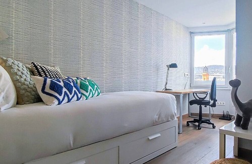 Les Corts Appartement | 3BR Luxury high floor & Terrace near L'illa - Max