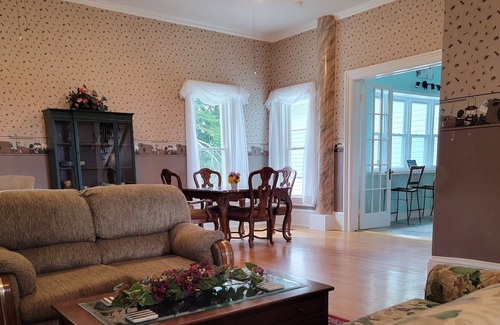 Titusville Lit Et Petit-Déjeuner | Great solar eclipse viewing! Beautiful room, 2 queen beds & private bath.