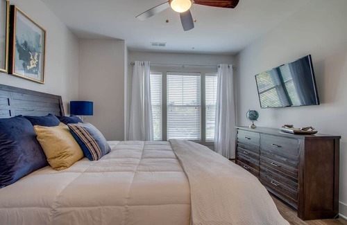 Nashville Appartement | New* East Nash - King Bed, Short Drive to Dwntwn!