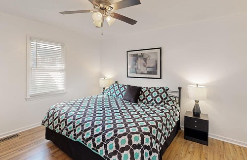 Salisbury Maison | Perfectly located home with deck, open layout, smart TVs, central AC, & W/D