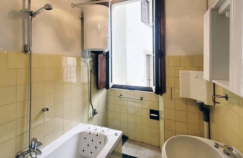Taceno Maison | La Corte di Via Chiarello: Legnone