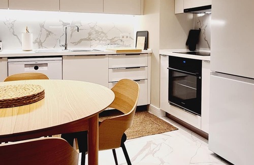 Centar Appartement | Diamond Residences-Cozy Luxury & Minimalist Charm