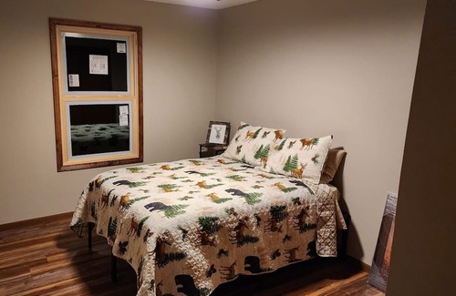 Perks Cabine | Lodge style private farm home newly renovated on beautiful country acreage.