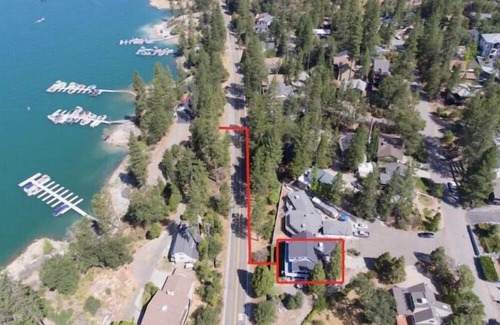 Bass Lake Cabine | Franklins amazing lake view cabin with boat slip & private Marina