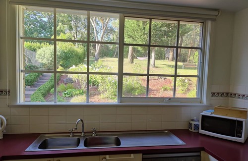 Lower Plenty Maison | Spectacular Acre Venue with Stunning Views