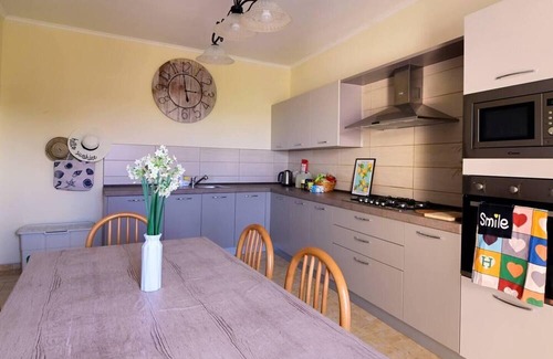 Bellavista Appartement | Peaceful Haven with stunning views close to sea