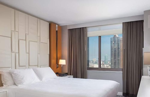 Turtle Bay Station Balnéaire | Bring your friends and celebrate New Year's Eve in NYC! Sleeps 6 /2 BDRM