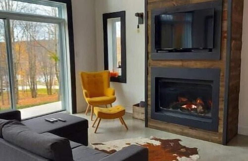 St-Ferdinand Chalet De Ski | Chalet en Forêt Avec Plage