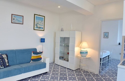 Giungano Appartement | Ferienwohnung Felice 3 in Castellabate mit Meerblick und Privater Terrasse