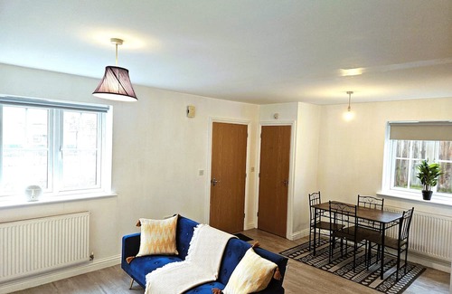 Basildon Maison | Impeccable 2-Bed House in Basildon