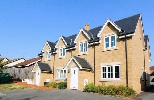 Basildon Maison | Impeccable 2-Bed House in Basildon