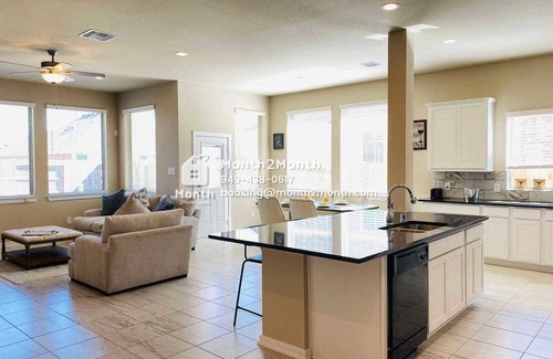 Rosenberg Maison | Prime Haven on Fountain Drive #41715