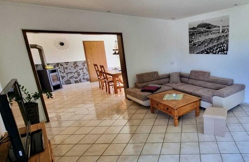 Kelberg Appartement | Ferienwohnung mit Balkon in Kelberg/nähe Nürburgring