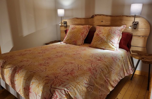 Plantades Lit Et Petit-Déjeuner | Bed and Breakfast Histoire d'Anges