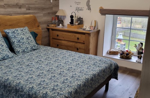 Plantades Lit Et Petit-Déjeuner | Bed and Breakfast Histoire d'Anges