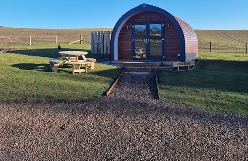 Eyemouth Cabine | Milldown Glamping