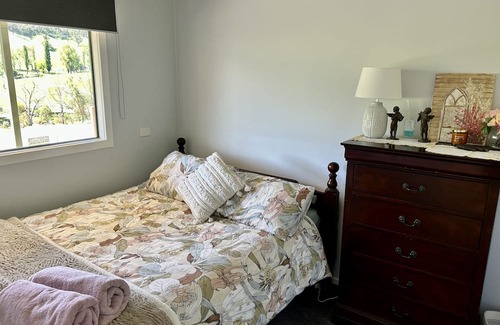 Tooma Autre | Snowy Mountain farm stay. Escape to the country, stay on a beautiful farm.