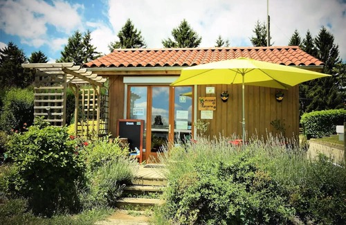Saint-Bonnet-le-Chateau Location De VR | Camping de la Belle Etoile * - Safari XS tent 2 people