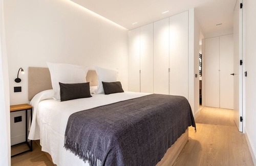 Hispanoamerica Appartement | Beautifull Loft for 2 Chamartin (Serrano Park I)