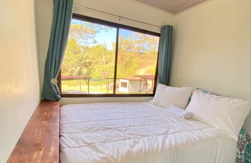 Uvita Cabine | Modern Jungle Cabana#1 - 2 Bedroom Queen bed & private bathroom, close to beach