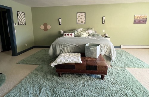 Mont Vernon Autre | Dog Friendly ! Farm stay. Modern farmhouse with vintage flair