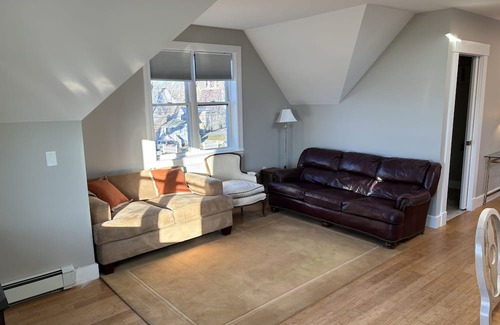 Cohasset Maison | New just minutes to Nantasket Beach and next door to a Cohasset top restaurant