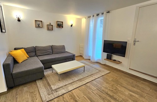 Sevran Appartement | Appartement Cosy Refait à Neuf Proche Parc des Expositions et Aéroport CDG