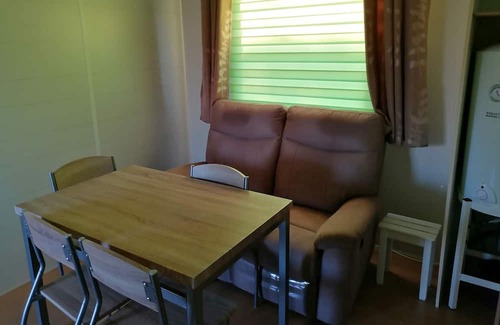 Bollezeele Maison | Joli Mobil Home 2 Chambres Dans un Camping Familiale