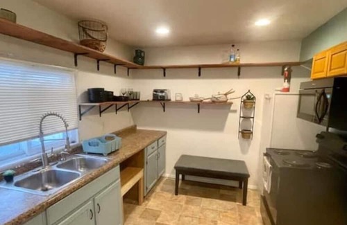Grand Forks Maison | Ells Eccentric Bungalow - Near Downtown