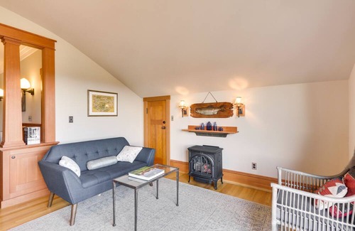 Lair Hill Appartement | Southwest Portland Apartment ~ 3 Mi to Downtown!