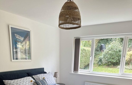 Corfe Maison | Impeccable 4-Bed House in Bournemouth