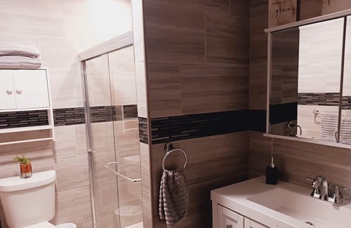 Scott City Maison | Relax and feel like you are home.