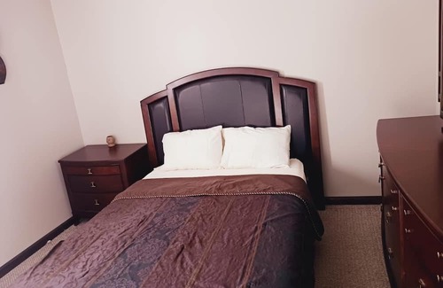 Scott City Maison | Relax and feel like you are home.