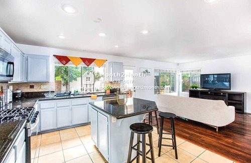 Corona Maison | Summer Palace on Towergrove #41276