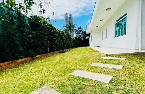 Barra Maison | Casa COM Piscina E Area DE Lazer EM Balneário Camboriú